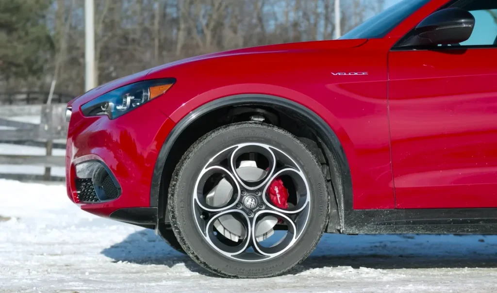2025 Alfa Romeo Stelvio Wheel