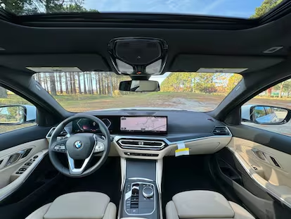 2024 BMW 330i