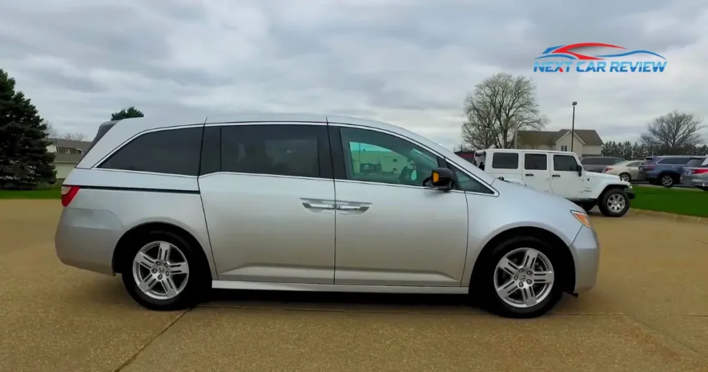 Honda Odyssey Touring 2012