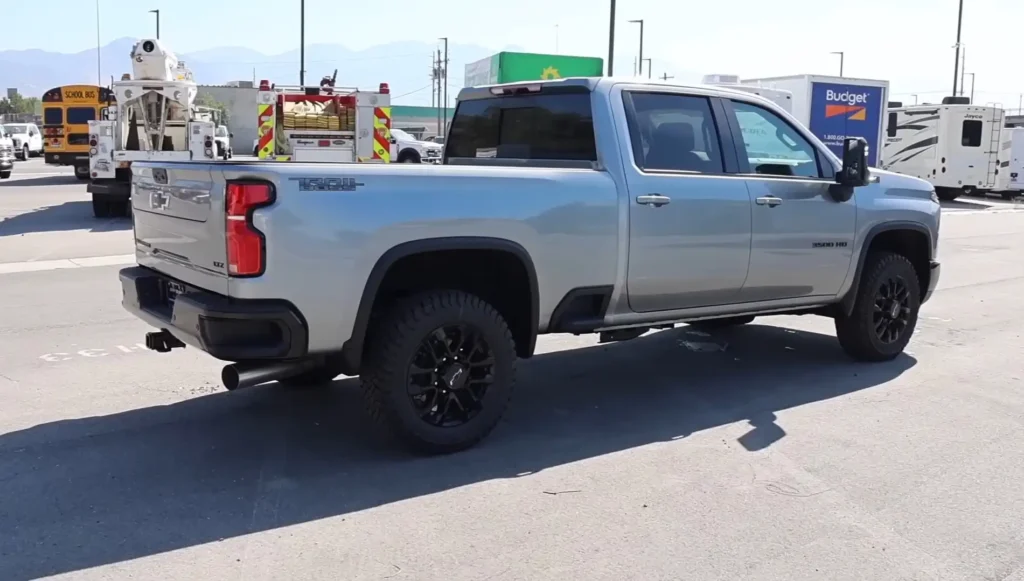 2025 Chevy Silverado 3500 LTZ Troll Boss