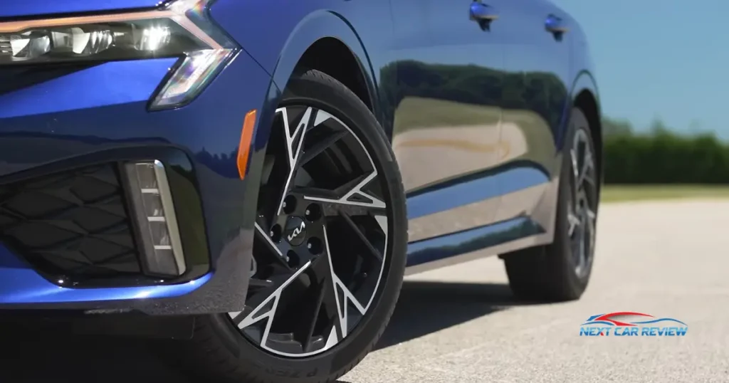 2025 Kia K5 Wheel