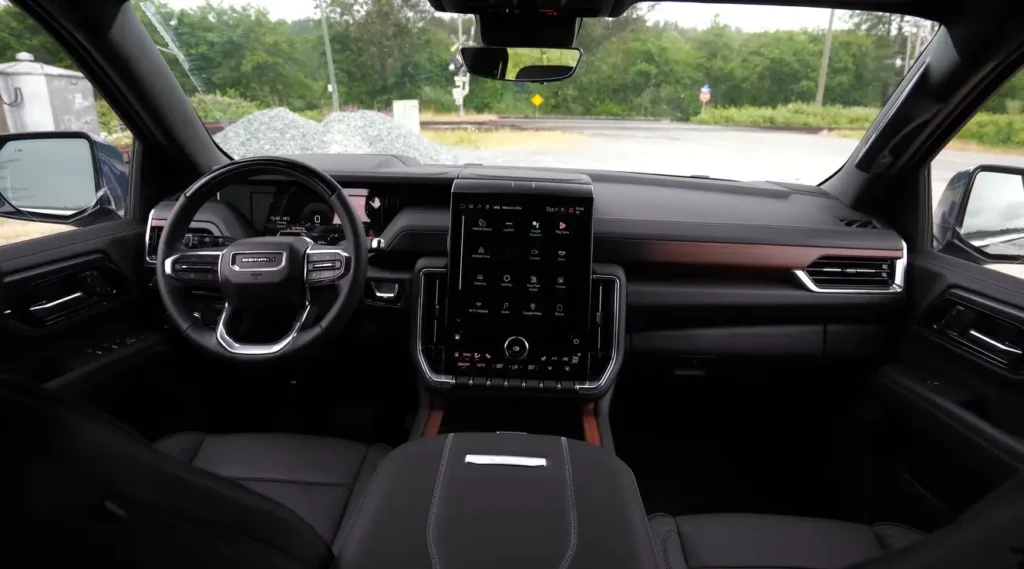 2025 GMC Yukon Interior