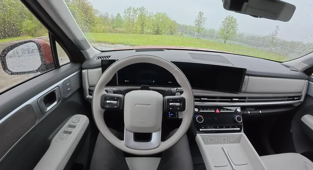 2025 Hyundai Santa Fe Hybrid Interior