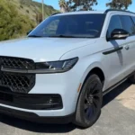 2025 Lincoln Navigator
