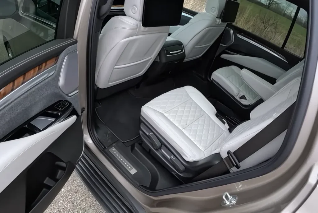 2025 New Cadillac Escalade Seating Space
