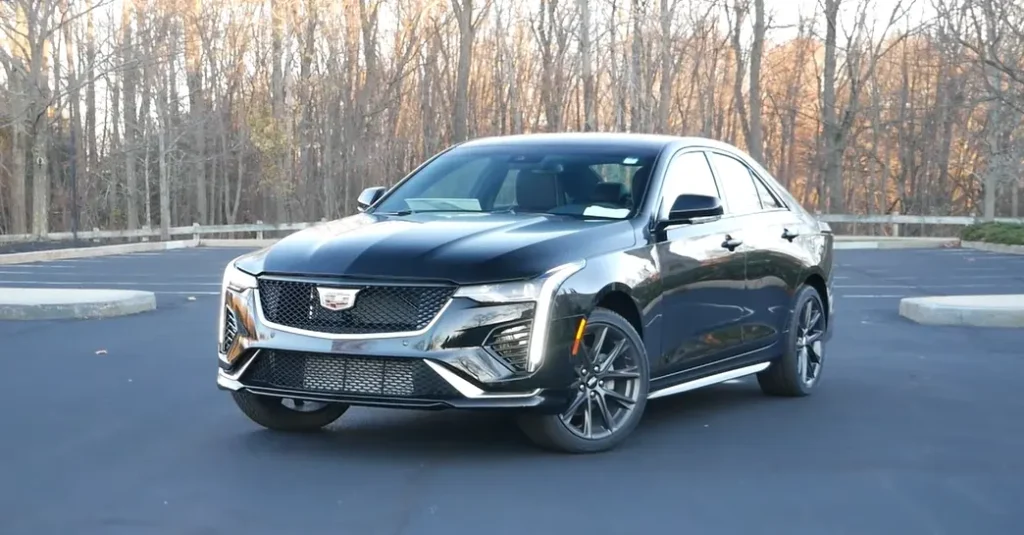 Cadillac CT4 Luxury