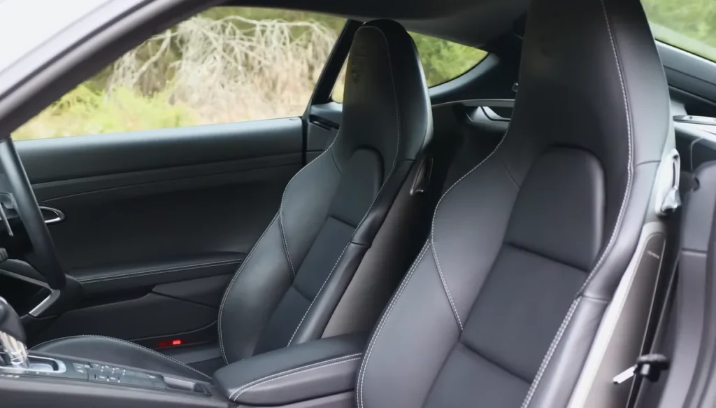 Porsche 718 Seating Space