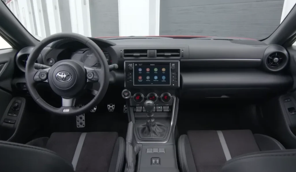Toyota GR86 2025 Interior
