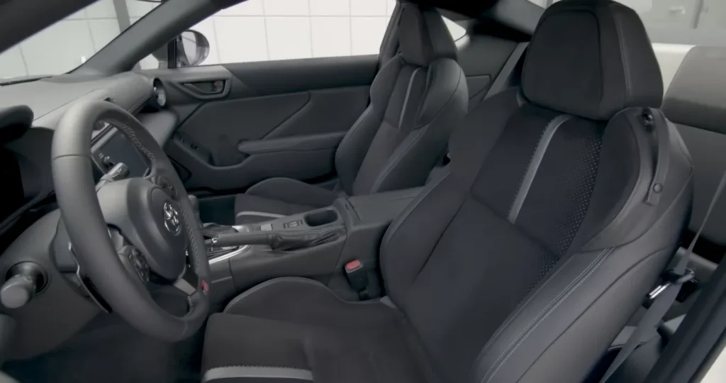 Toyota GR86 2025 Seating Space