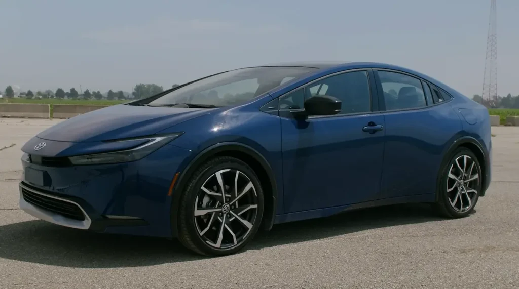  Prius PHEV