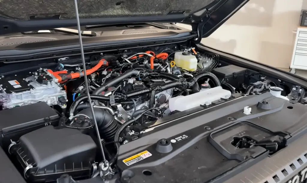 Toyota 2025 Land Cruiser Engine