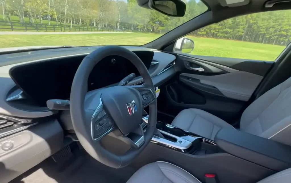 2025 Buick Envista Avenir Interior