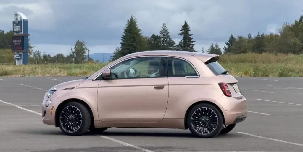 2025 Fiat 500e