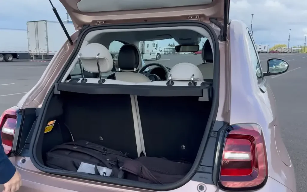 2025 Fiat 500e Cargo Space
