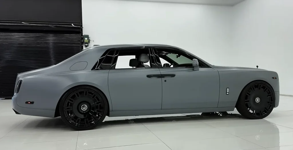 2025 Rolls Royce Phantom