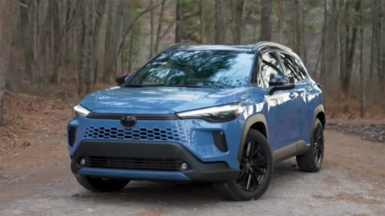 Toyota Corolla Cross Hybrid 2026