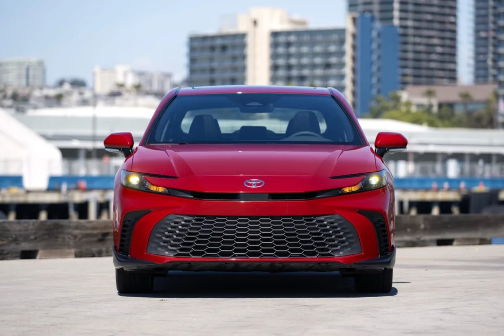 2026-2027 Toyota Camry SE AWD in Supersonic Red official press photo