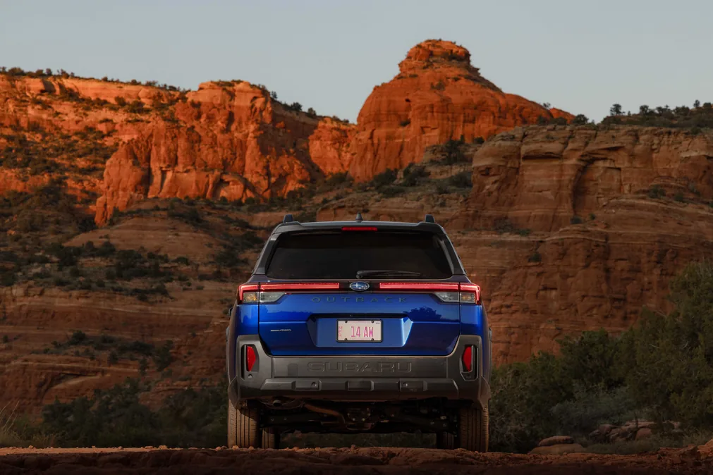 2026-2027 Subaru Outback exterior official press photo