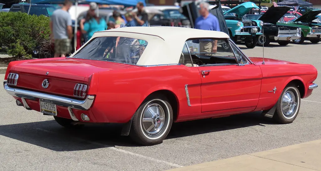 1965 Ford Mustang convertible (1st gen) - rear 3/4 exterior