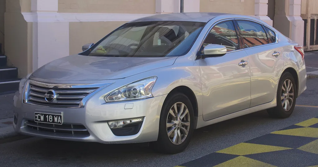 2013-2015 Nissan Altima L33 sedan, the generation named in Nissan CVT judder bulletins NTB15-083 and NTB15-084