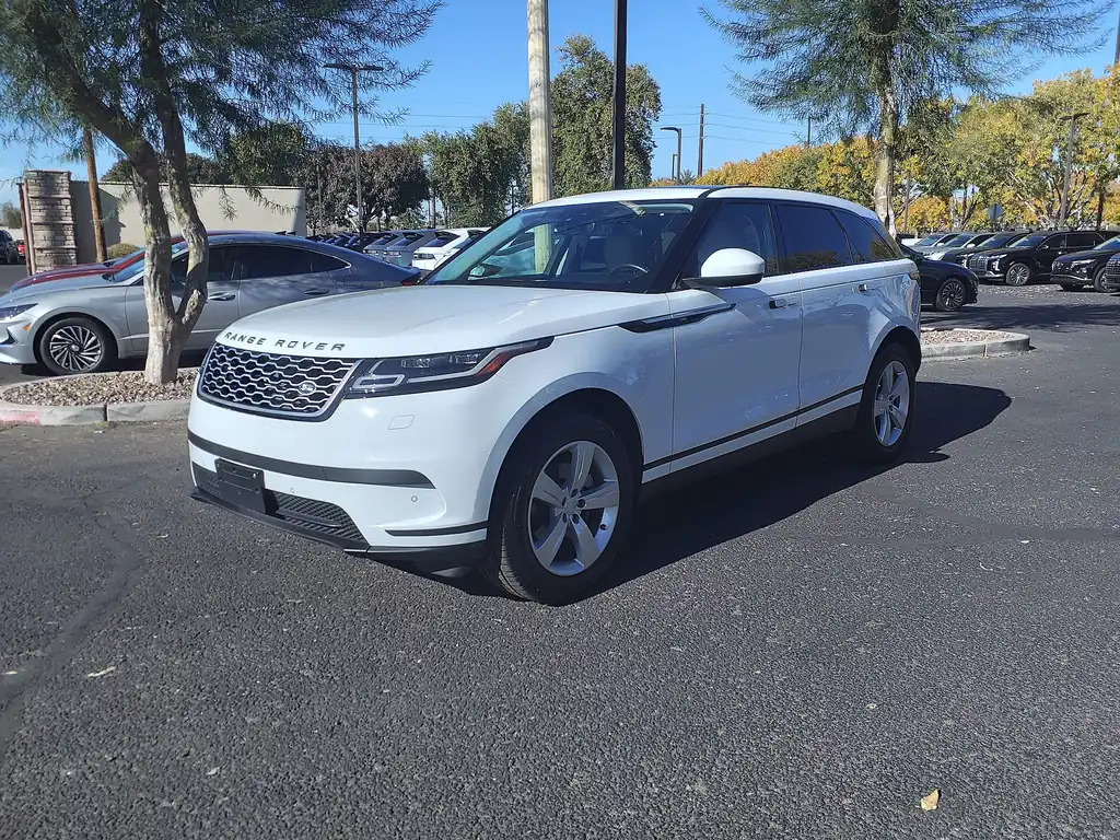 2020 Range Rover Velar P250 S (L560 pre-facelift) - front 3/4 / side exterior, white