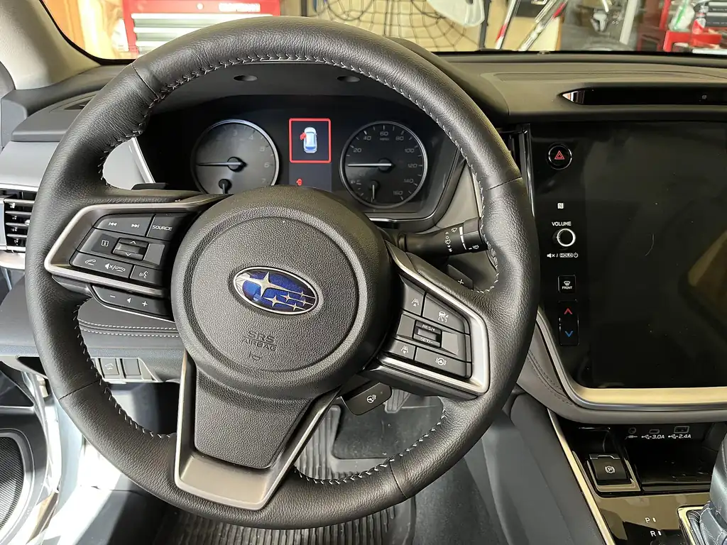 2023 Subaru Outback Limited (BT facelift) - interior - cockpit / steering wheel and screen