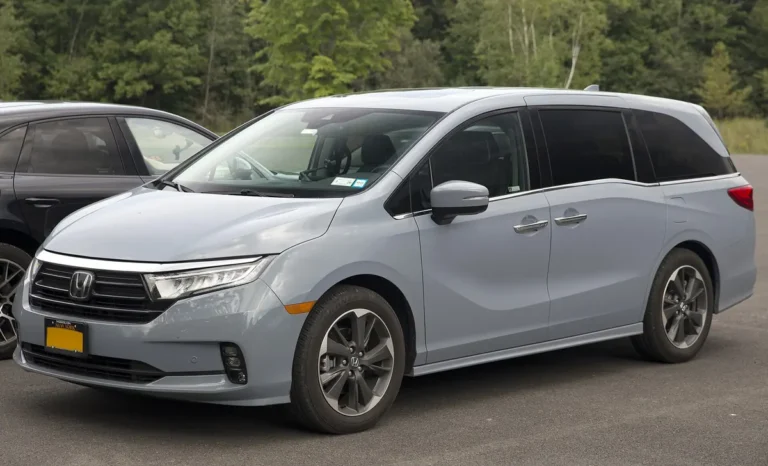 2024 Honda Odyssey - front 3/4, exterior (2024 Odyssey Elite, 2021-2024 facelift)