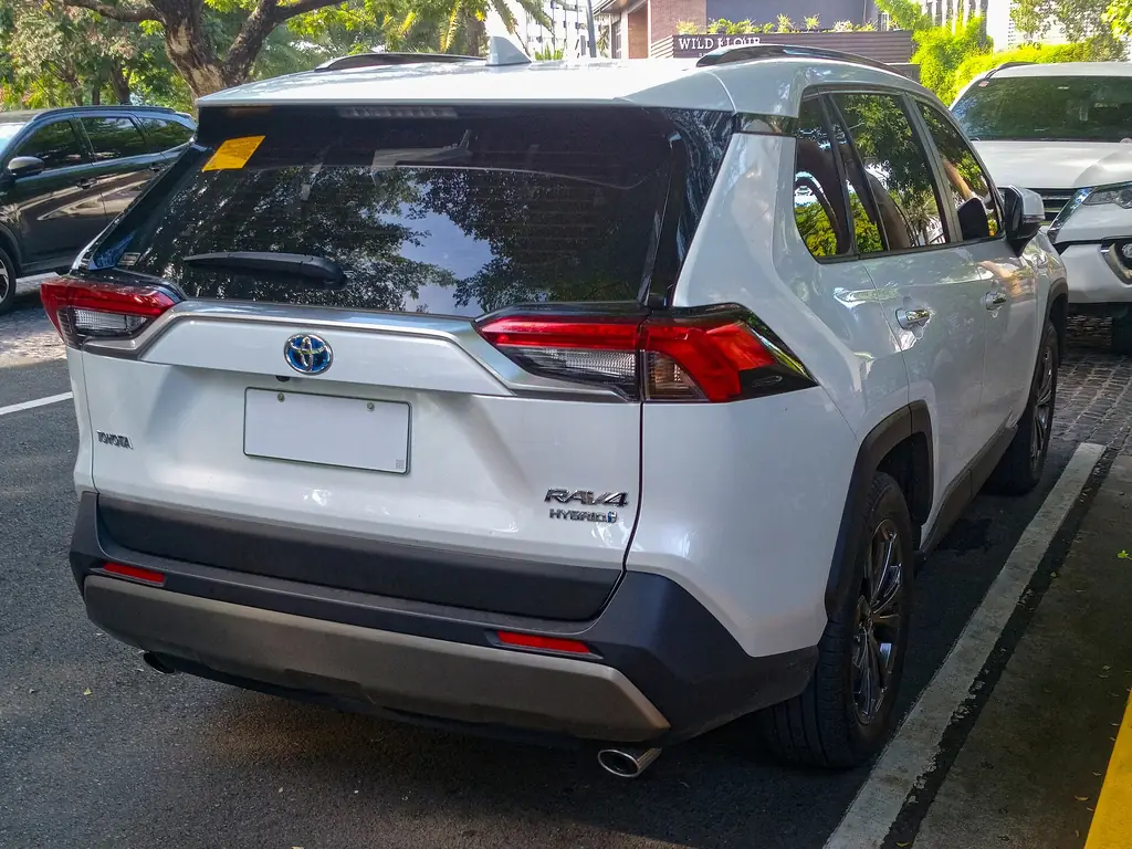 2024 Toyota RAV4 Hybrid Limited - rear 3/4 exterior