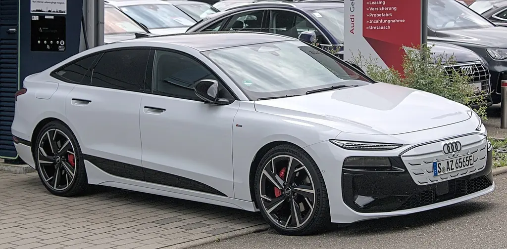 2025 Audi A6 Sportback e-tron (S line) - side / front 3/4, second angle