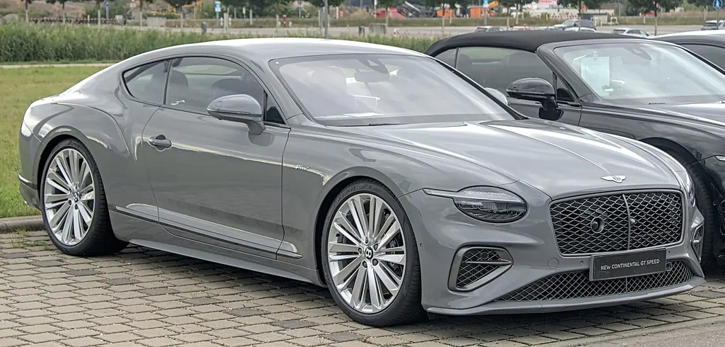 2025 Bentley Continental GT - side/front 3/4 exterior (4th gen, grey)