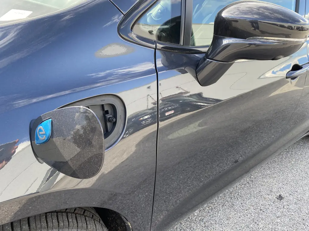 2025 Chrysler Pacifica Plug-in Hybrid Review - Charging port on left front fender
