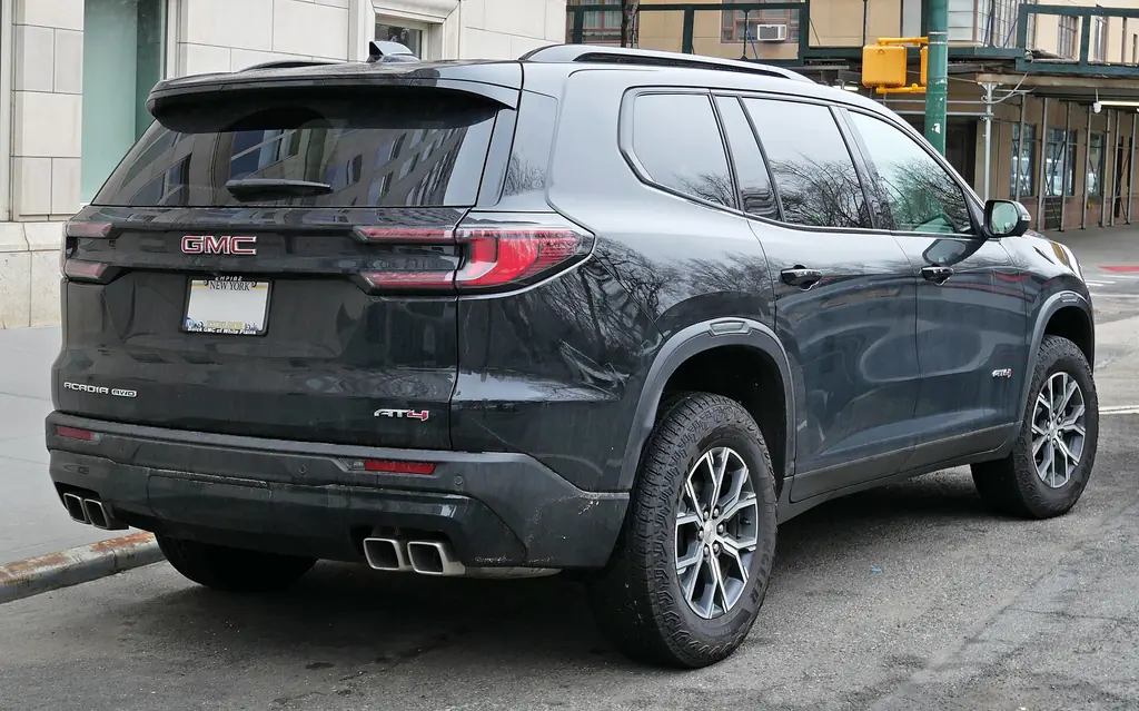 2025 GMC Acadia AT4 - rear 3/4 exterior