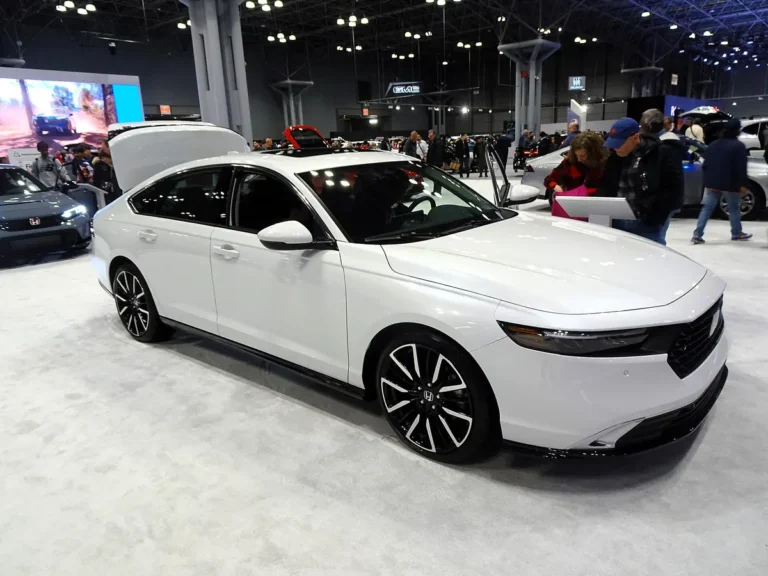 2025 Honda Accord - front 3/4, exterior (2024 Accord Touring Hybrid, 11th gen, auto show)