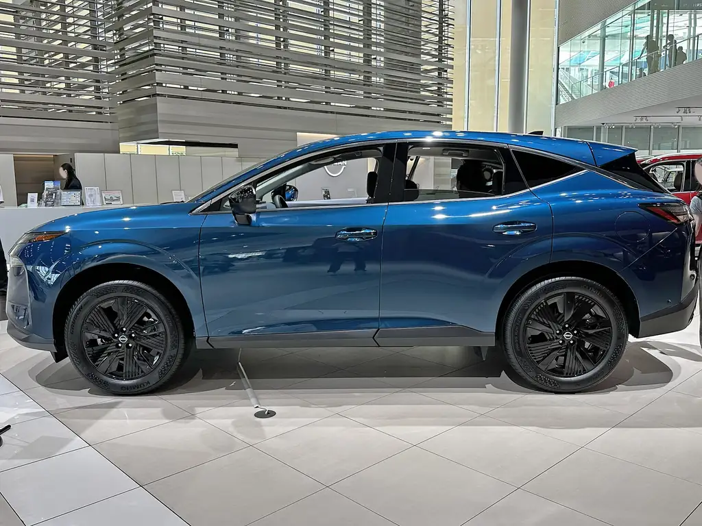 2025 Nissan Murano SV (4th gen Z53) - side profile exterior