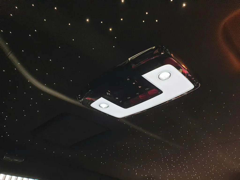2025 Rolls-Royce Phantom - detail: Starlight headliner (Series II)