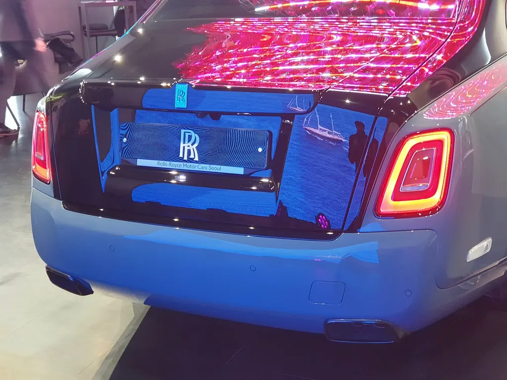 2025 Rolls-Royce Phantom - rear detail: tail lamps and open trunk (Series II, showroom display)