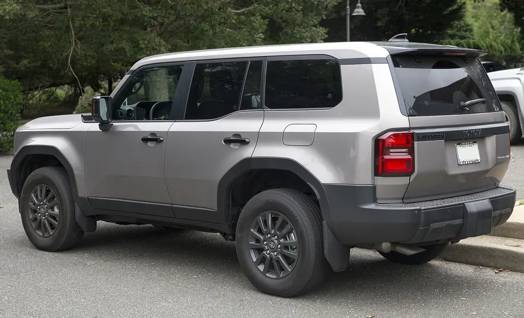 2025 Toyota Land Cruiser - rear 3/4 exterior (J250, US 1958 Edition)