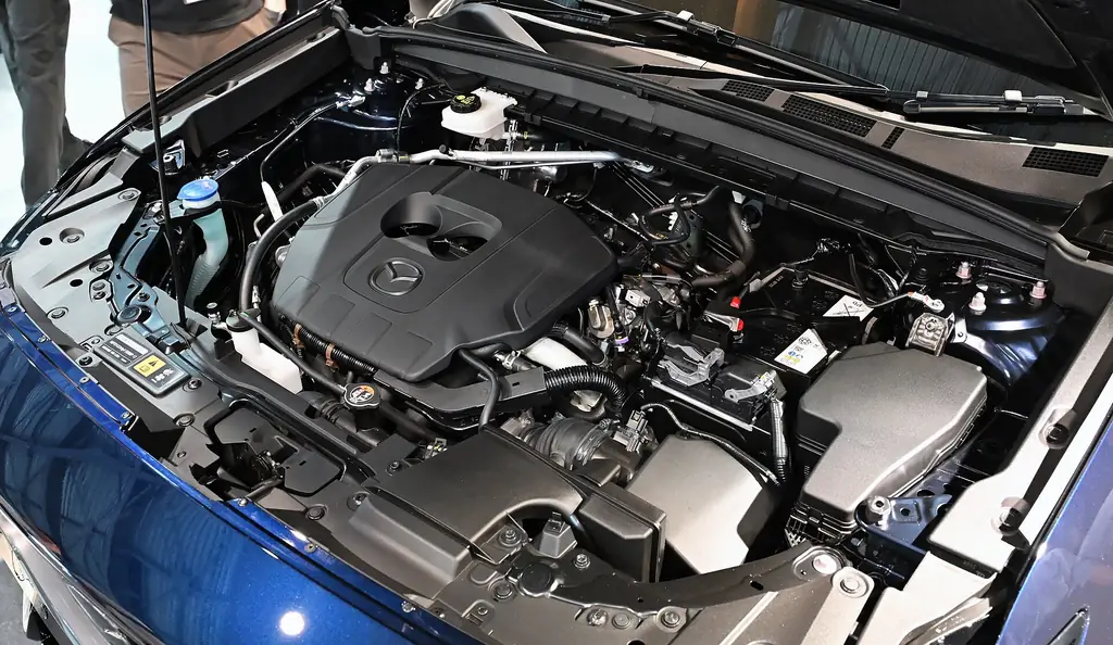 2026 Mazda CX-5 - detail: e-Skyactiv G 2.5 engine bay