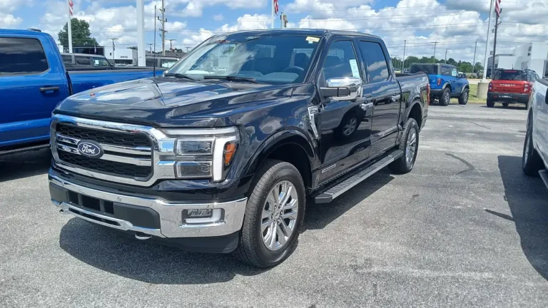 2024 Ford F-150 Lariat SuperCrew, front view (current generation; license CC BY 4.0)