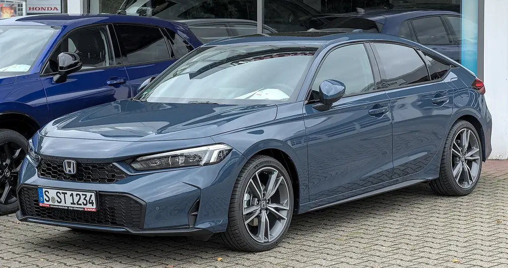 Honda Civic Hybrid (current 11th gen, 2025+ facelift) (current model shown; 2027 redesign not yet photographed) - front 