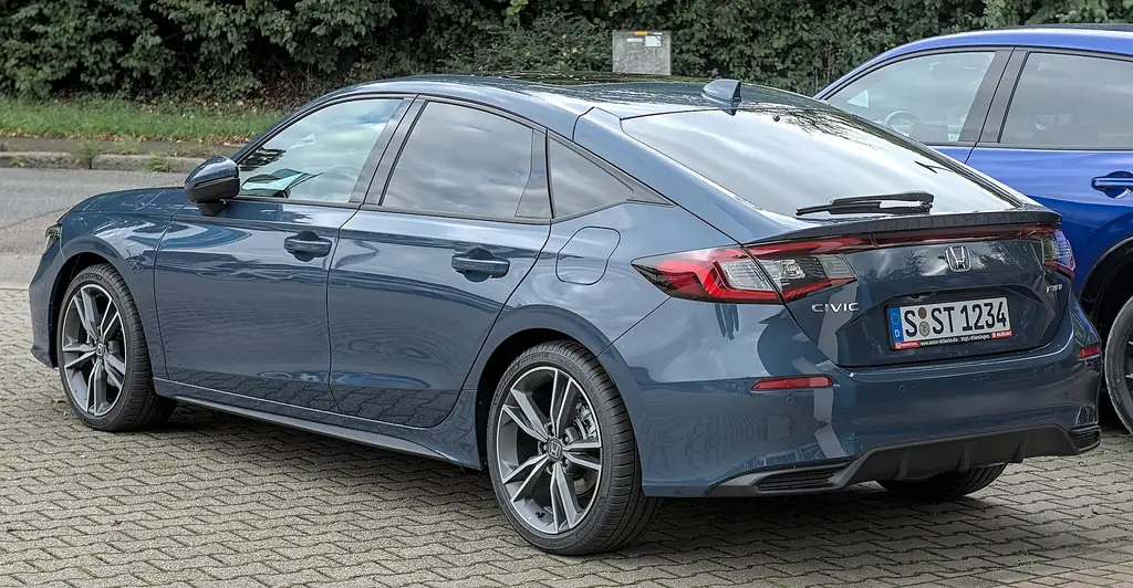 Honda Civic Hybrid (current 11th gen, 2025+ facelift) (current model shown; 2027 redesign not yet photographed) - rear 3