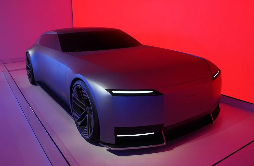 Jaguar Type 00 (concept) - front 3/4 exterior, studio lighting (Type 00 concept)