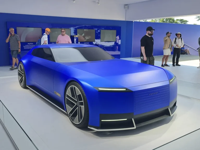 Jaguar Type 00 (concept) - front 3/4, exterior (Type 00 concept, Miami Blue, display)
