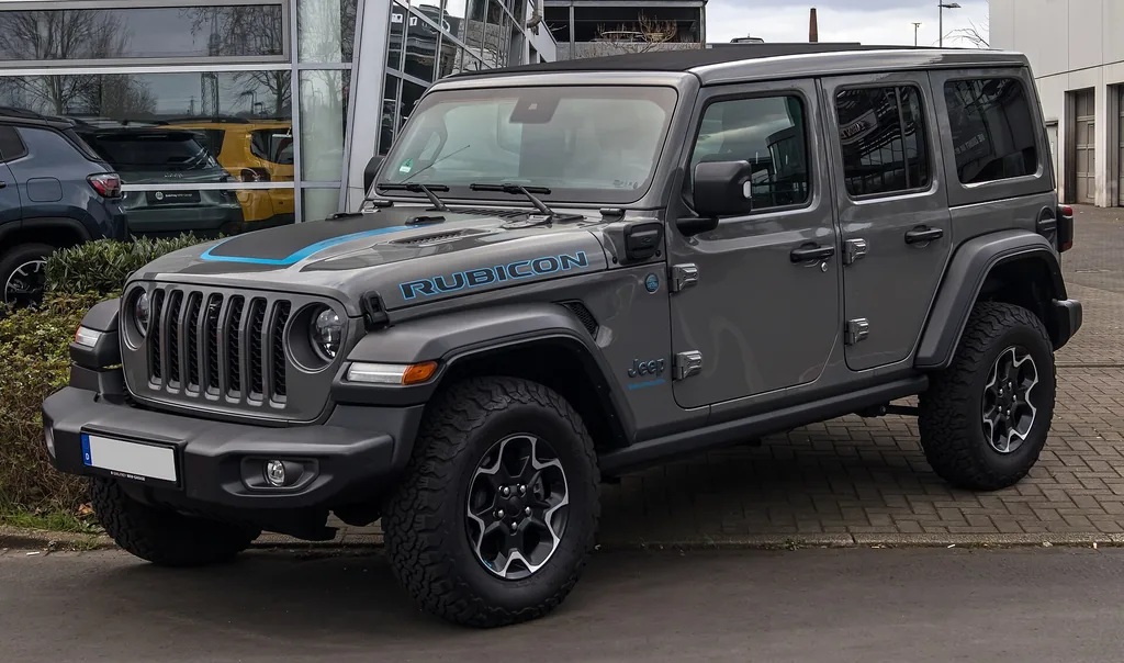 Jeep Wrangler Rubicon 4xe (2024 facelift) - front 3/4 exterior