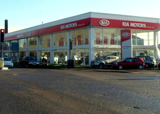 Kia dealership sign (Wikimedia Commons, CC BY-SA 2.0)