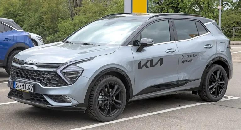 Fifth-generation Kia Sportage (NQ5), the current Sportage generation (European-market example) (Wikimedia Commons, CC BY-SA 4.0)