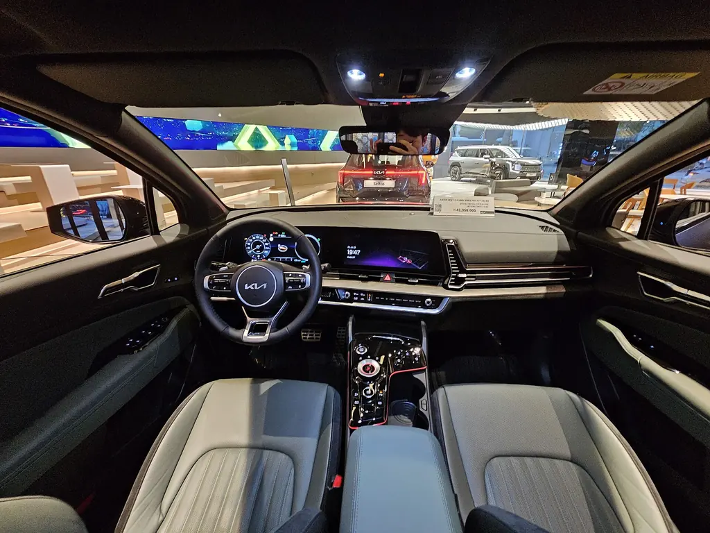 Kia Sportage Hybrid 30th Edition (NQ5) - interior / dashboard