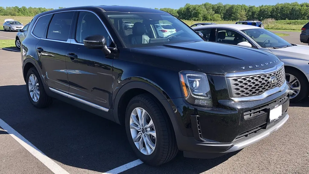 2020 Kia Telluride LX V6 AWD, first-generation Telluride (Wikimedia Commons, CC BY-SA 4.0)