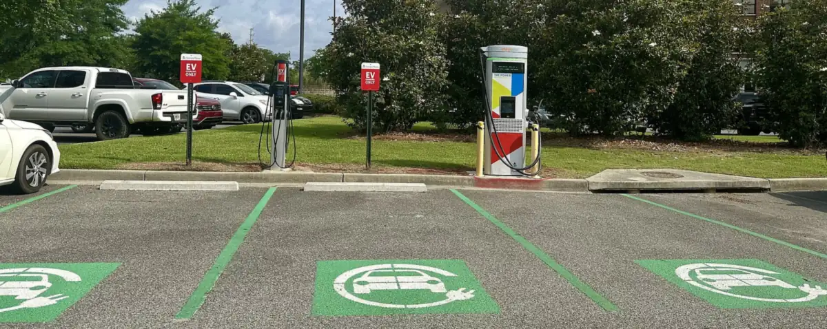 ChargePoint charging stations beside green-painted EV parking spaces in Valdosta, Georgia