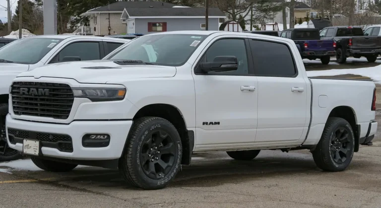 2026 Ram 1500 Crew Cab Sport 4x4 (Canadian-market trim, current fifth generation), front three-quarter view. Photo: Elise240SX, CC BY-SA 4.0, Wikimedia Commons